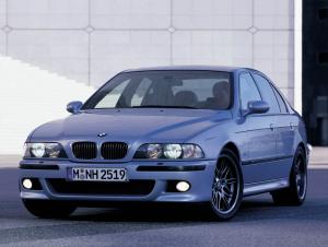 BMW M5 1998 года